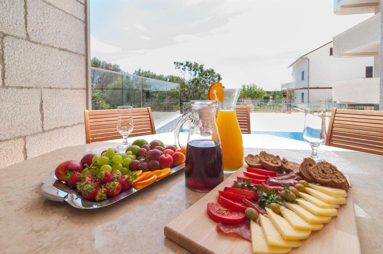 Beautiful Apartment With Private Pool Trogir Exterior foto