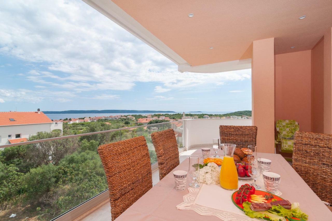 Beautiful Apartment With Private Pool Trogir Exterior foto